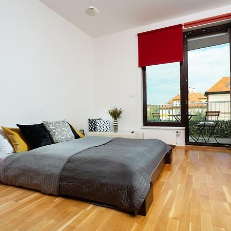 Prague Days - Family 2Bdr Apt - Garage Parking - Balcony Praga Exterior foto