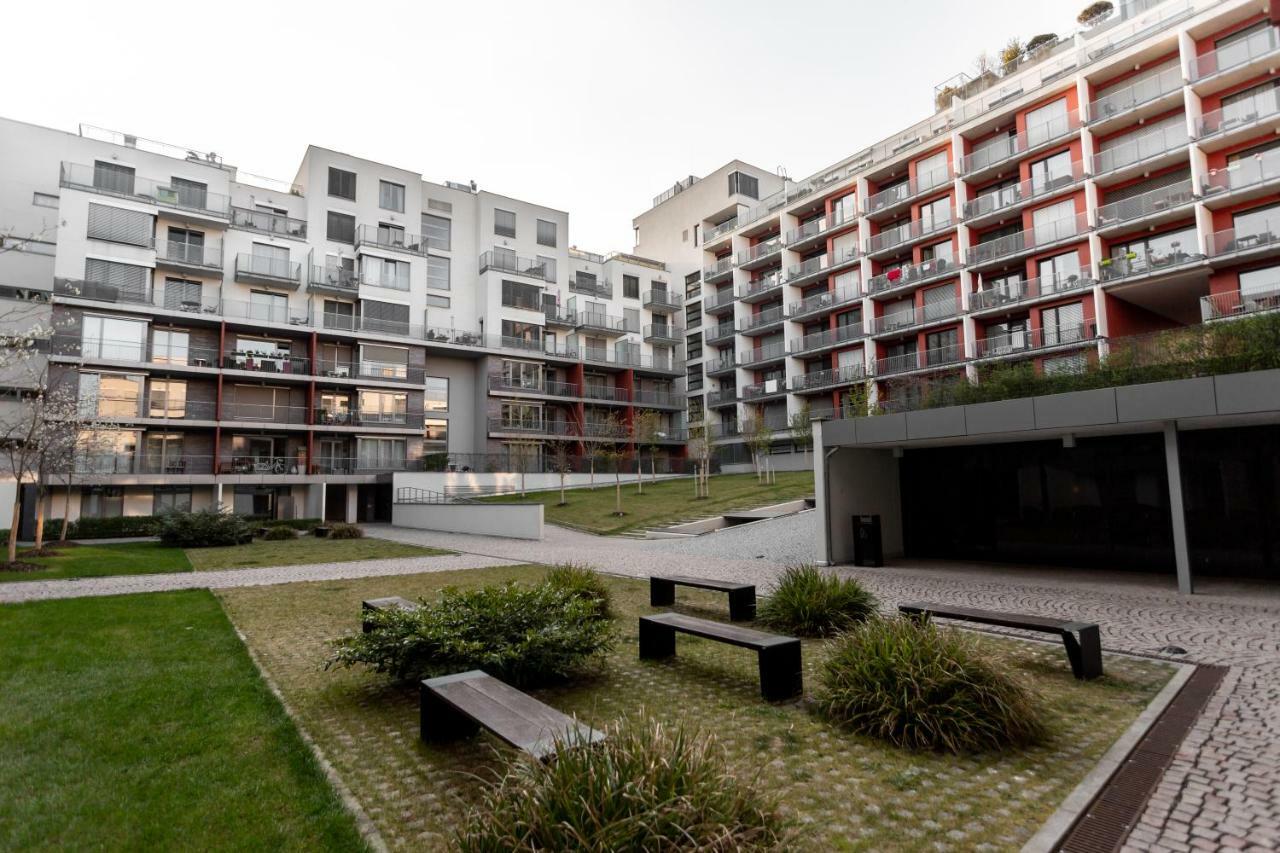 Prague Days - Family 2Bdr Apt - Garage Parking - Balcony Praga Exterior foto
